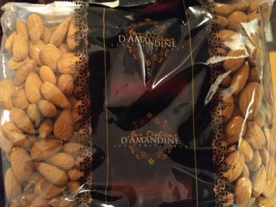 Amandes décortiquées crues standards