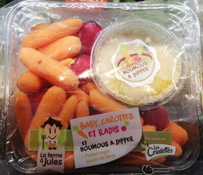 Baby carottes et radis et houmous à dipper