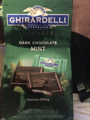 Dark & mint squares